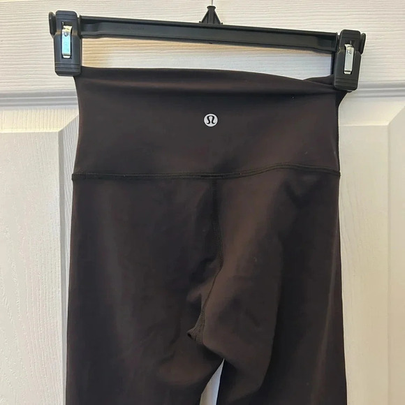 ! Lululemon Wunder Under Leggings Black Sz 2 High waist - Picture 4 of 5